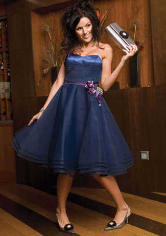 Estilos Cortos Negros on Experimentando La Combinaci N De Tonos Rosas Bj A Ade Glamour A