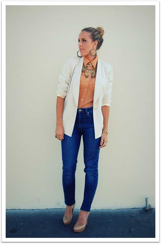 blazer-blanco-pantalones-colores